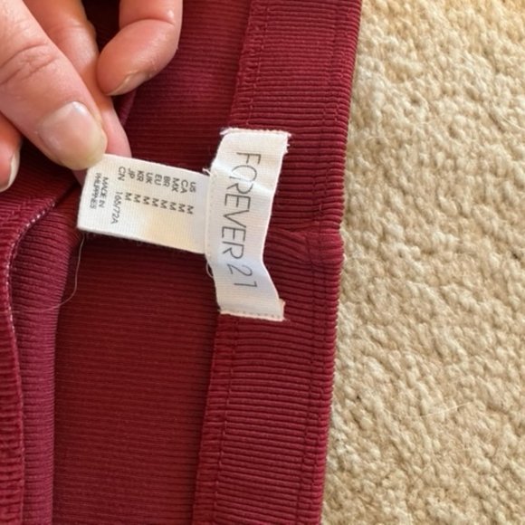 Forever 21 Red High Waisted Knee-Length Skirt - Picture 4 of 4